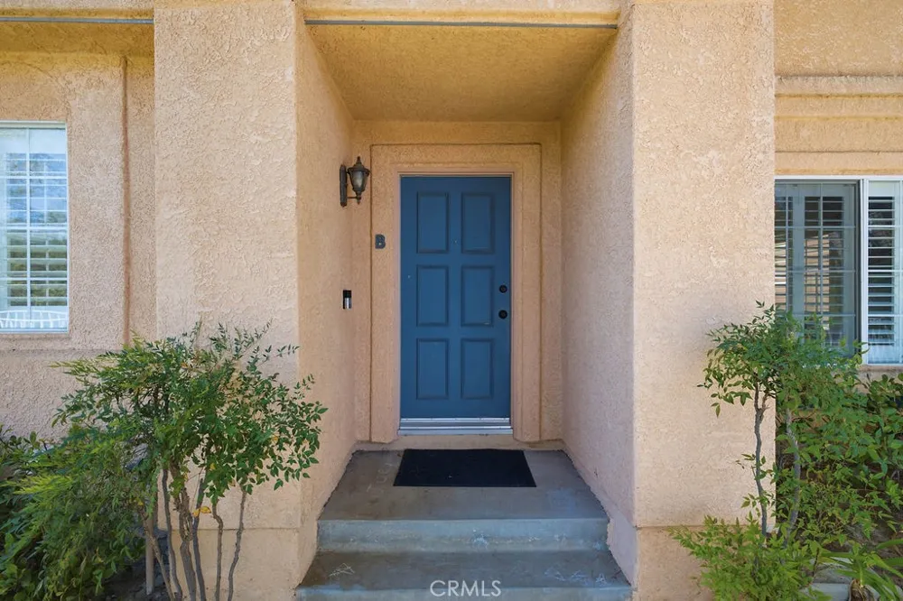 25114 Steinbeck Avenue #B Stevenson Ranch, CA 91381