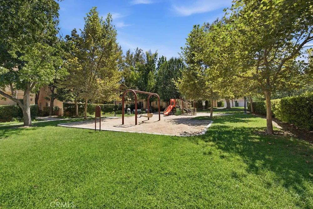 25114 Steinbeck Avenue #B Stevenson Ranch, CA 91381