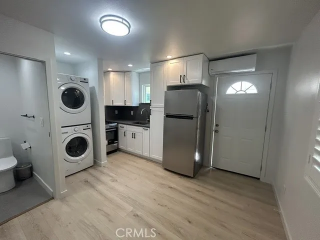 10132 Lurline Avenue Chatsworth, CA 91311