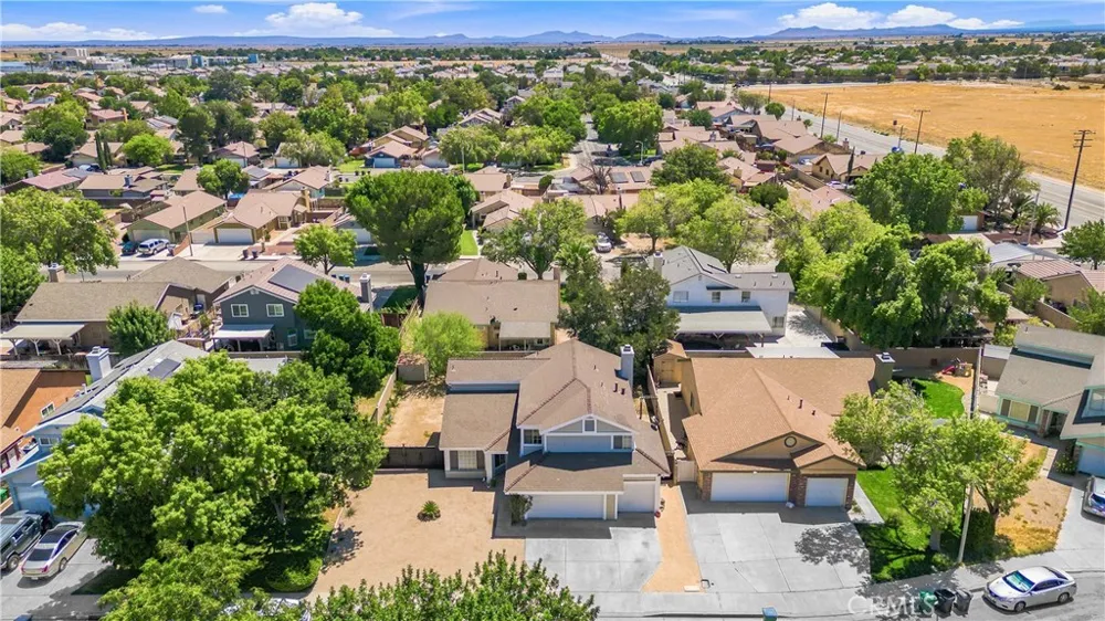 43626 Easy Street Lancaster, CA 93535