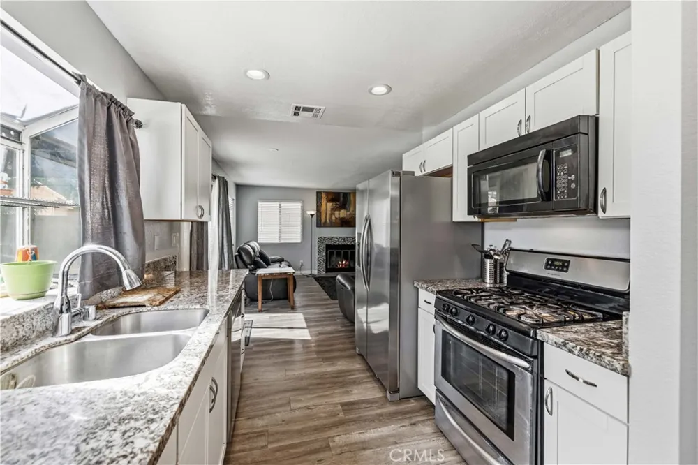 43626 Easy Street Lancaster, CA 93535