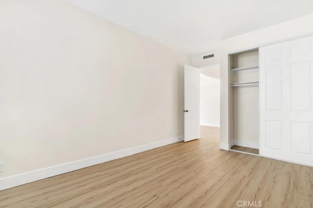 14530 Benefit Street #102 Sherman Oaks, CA 91403