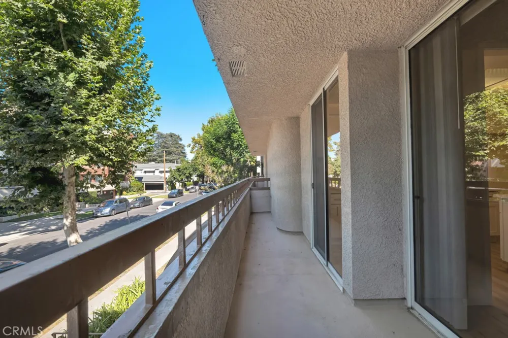 14530 Benefit Street #102 Sherman Oaks, CA 91403