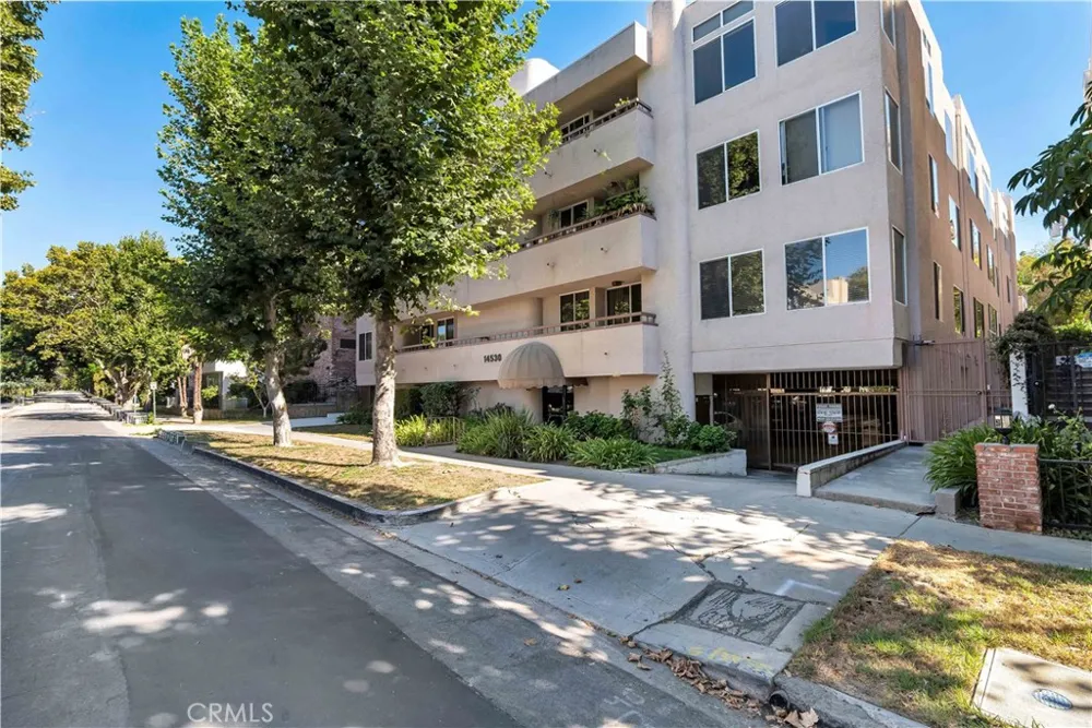 14530 Benefit Street #102 Sherman Oaks, CA 91403