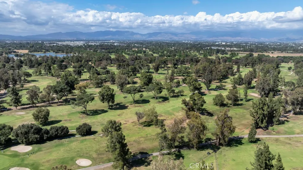14530 Benefit Street #102 Sherman Oaks, CA 91403