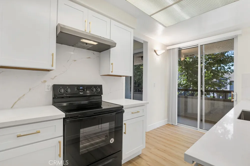 14530 Benefit Street #102 Sherman Oaks, CA 91403