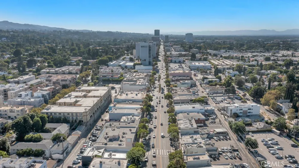 14530 Benefit Street #102 Sherman Oaks, CA 91403