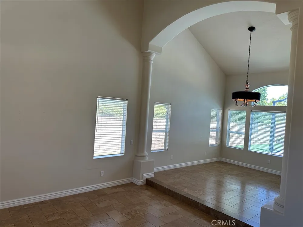 1700 Bronzewood Court Newbury Park, CA 91320