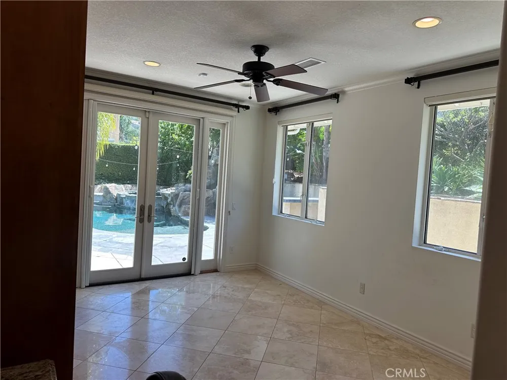 1700 Bronzewood Court Newbury Park, CA 91320