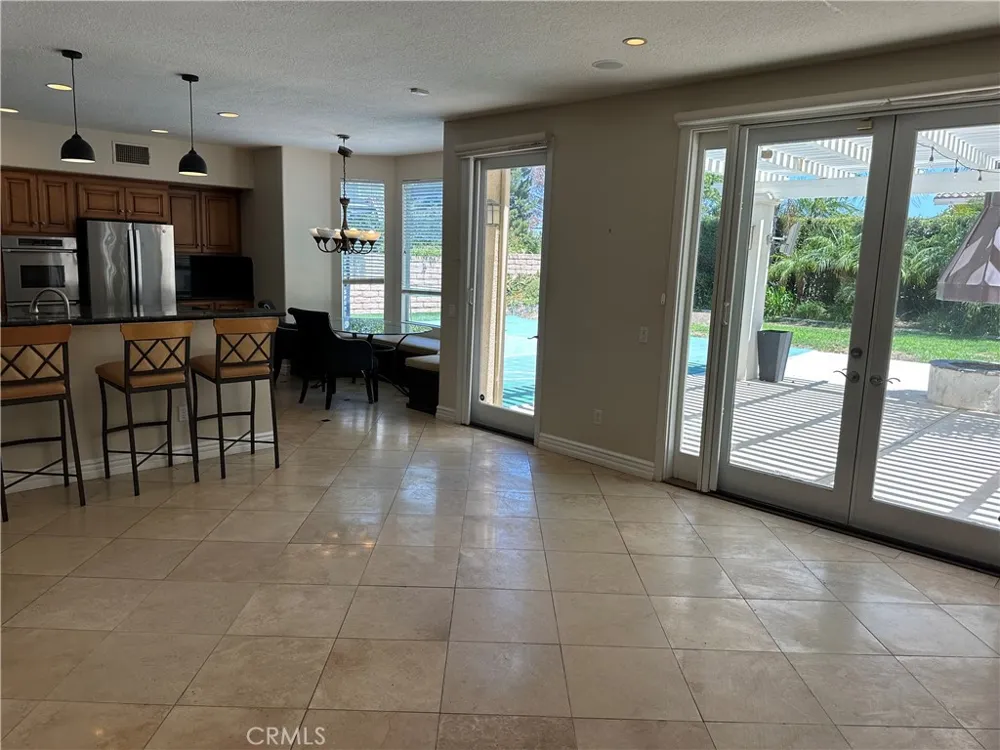 1700 Bronzewood Court Newbury Park, CA 91320