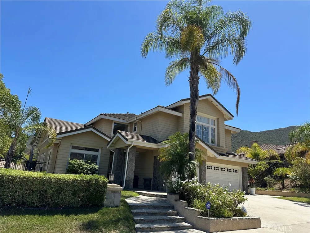 1700 Bronzewood Court Newbury Park, CA 91320