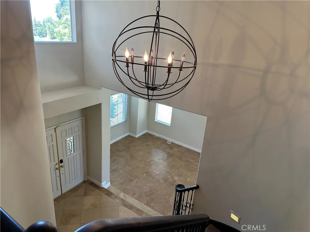 1700 Bronzewood Court Newbury Park, CA 91320