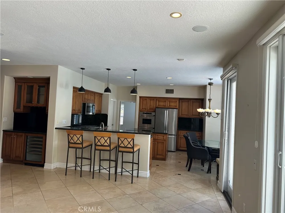 1700 Bronzewood Court Newbury Park, CA 91320