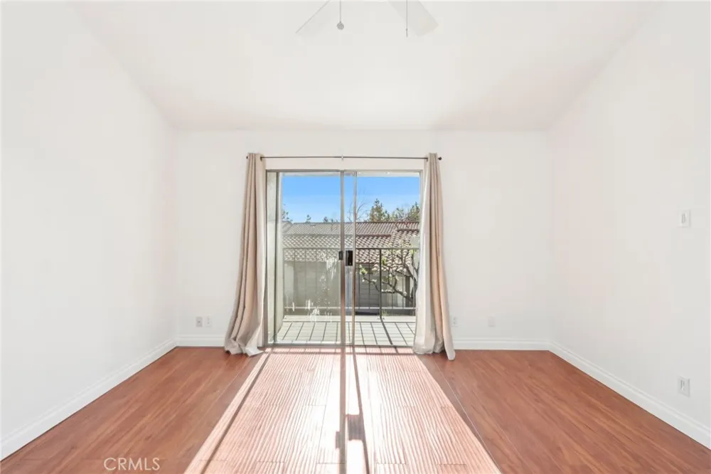 19535 Rinaldi Street #44 Porter Ranch, CA 91326