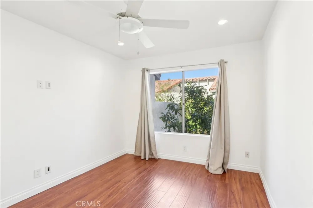 19535 Rinaldi Street #44 Porter Ranch, CA 91326