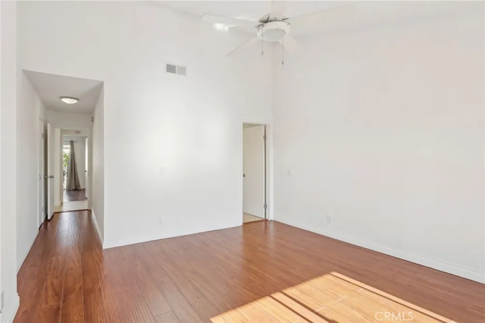 19535 Rinaldi Street #44 Porter Ranch, CA 91326