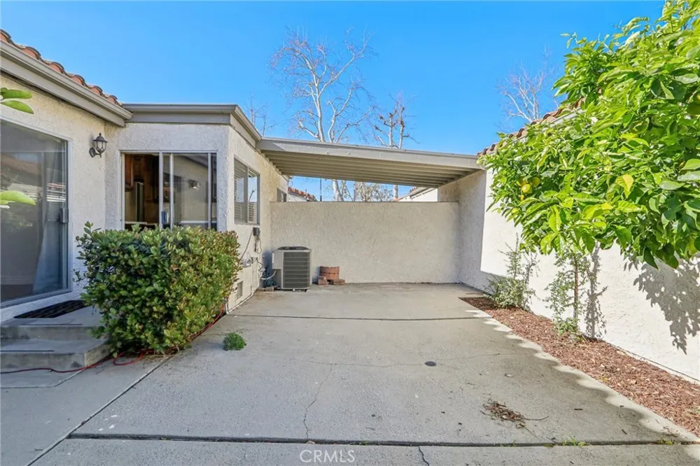 19535 Rinaldi Street #44 Porter Ranch, CA 91326