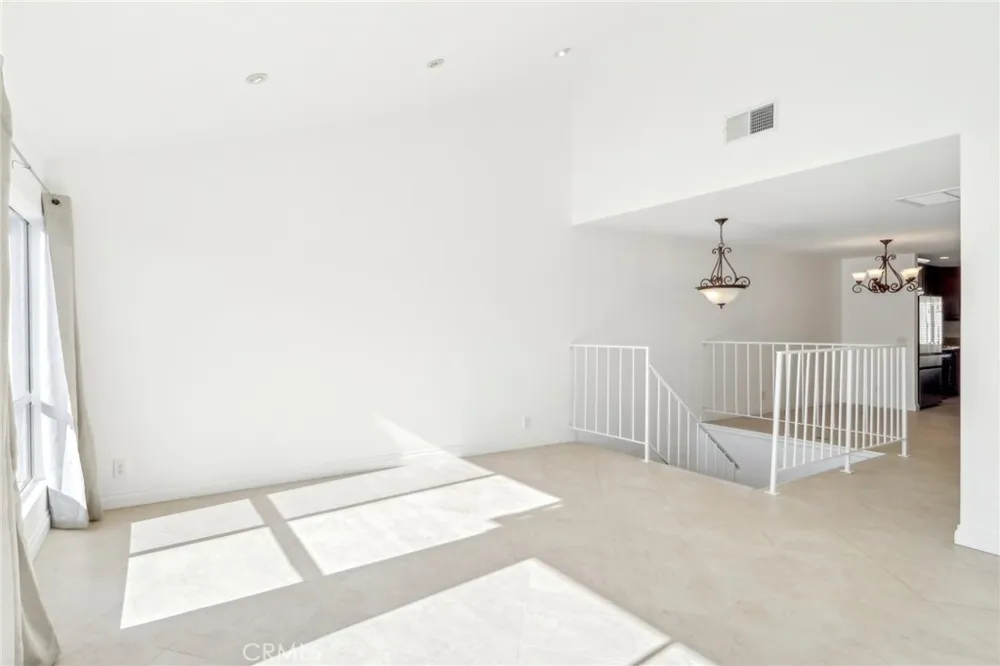 19535 Rinaldi Street #44 Porter Ranch, CA 91326