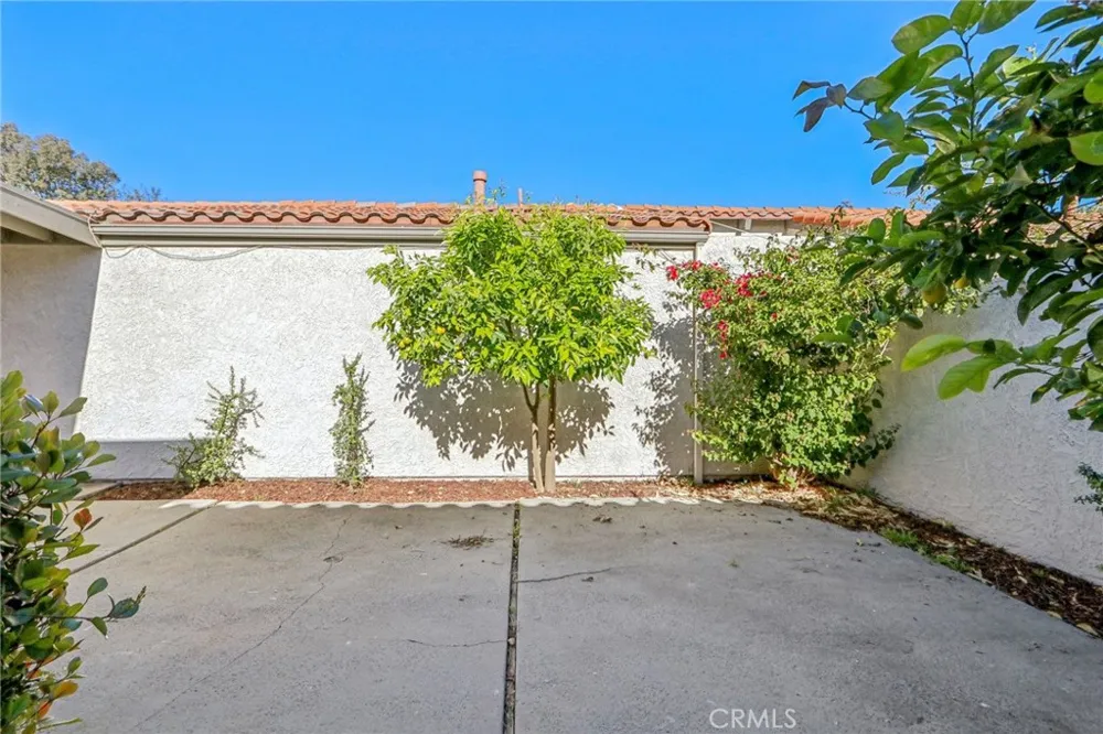 19535 Rinaldi Street #44 Porter Ranch, CA 91326