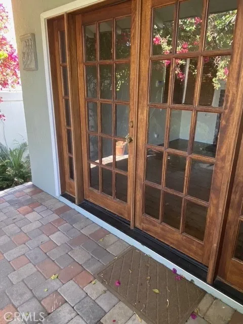4419 Calhoun Sherman Oaks, CA 91423