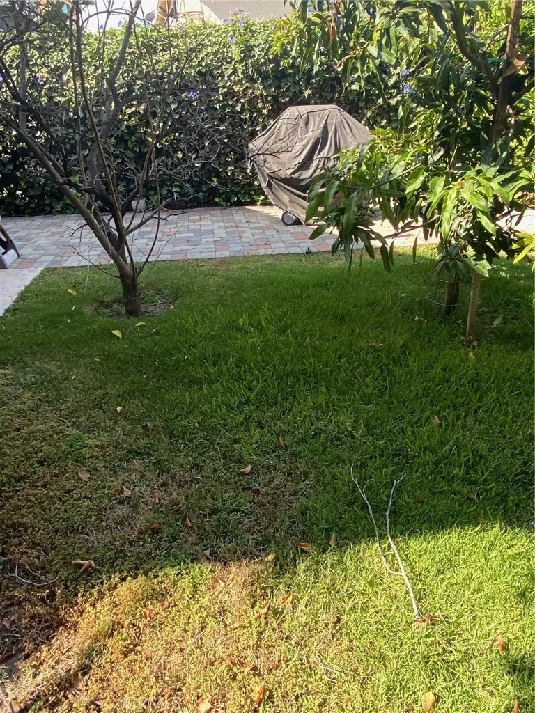 4419 Calhoun Sherman Oaks, CA 91423