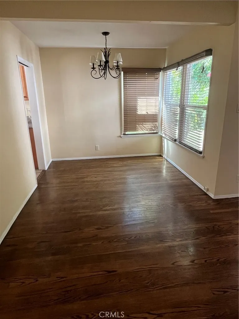 4419 Calhoun Sherman Oaks, CA 91423