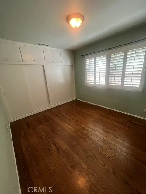 4419 Calhoun Sherman Oaks, CA 91423