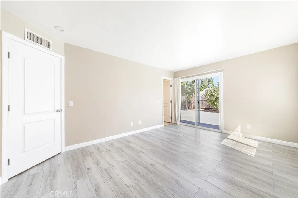 13200 Wentworth Street Arleta, CA 91331
