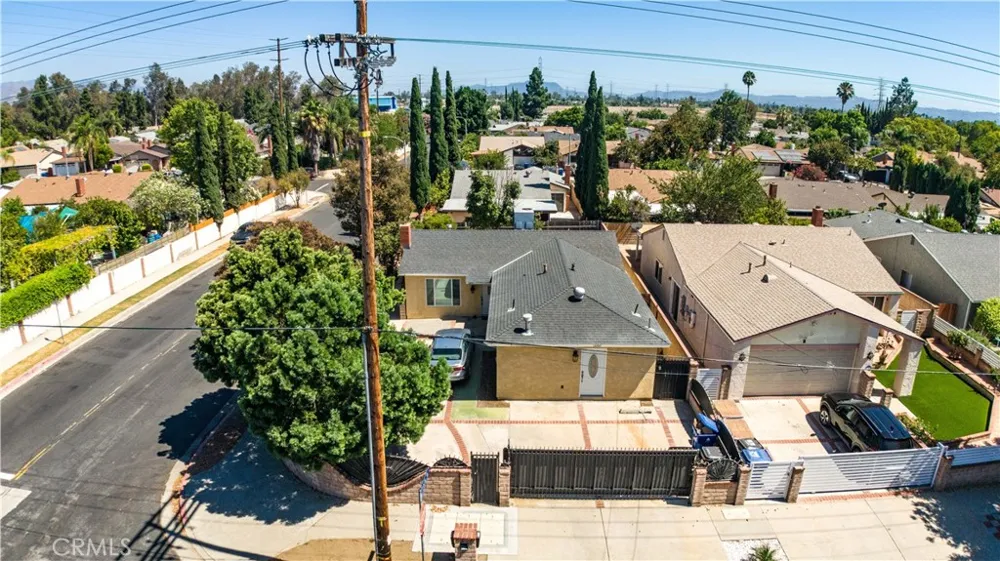 13200 Wentworth Street Arleta, CA 91331