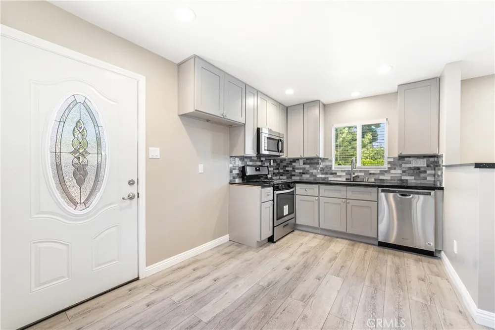 13200 Wentworth Street Arleta, CA 91331
