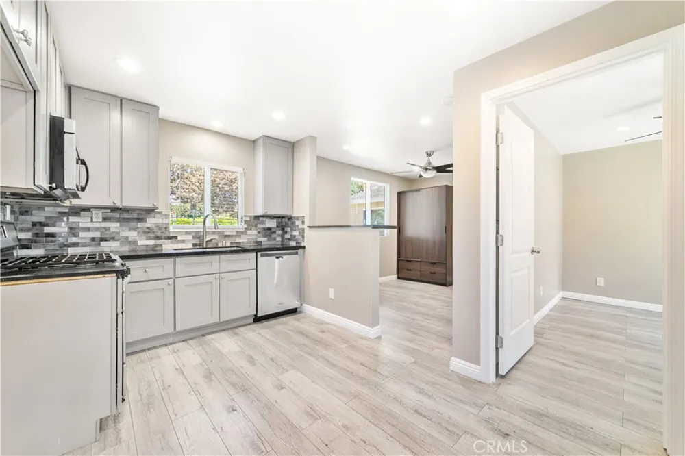 13200 Wentworth Street Arleta, CA 91331