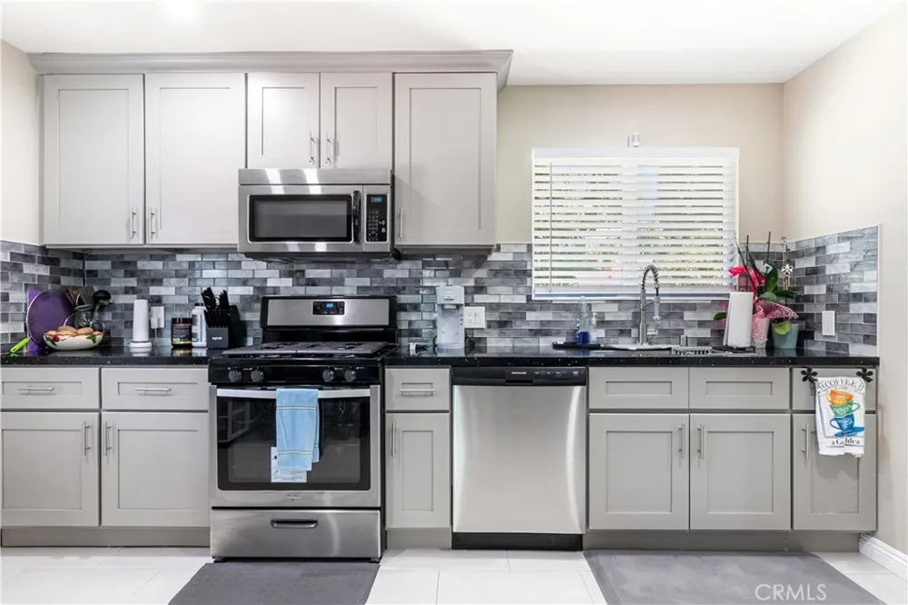 13200 Wentworth Street Arleta, CA 91331