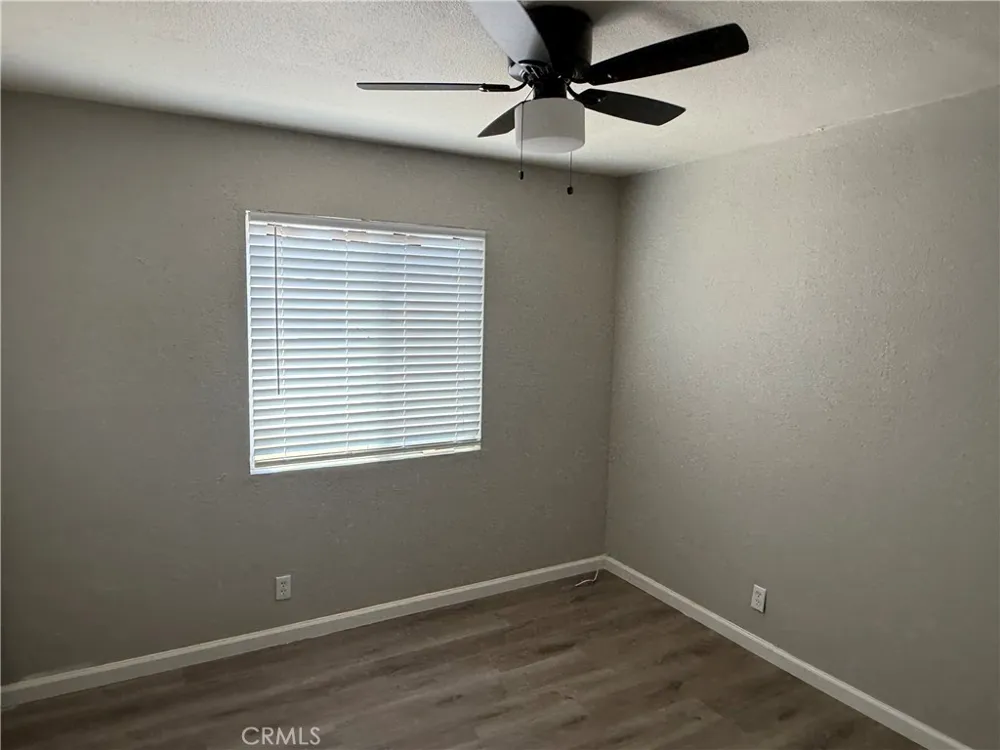 4242 W Avenue L #102 Lancaster, CA 93536