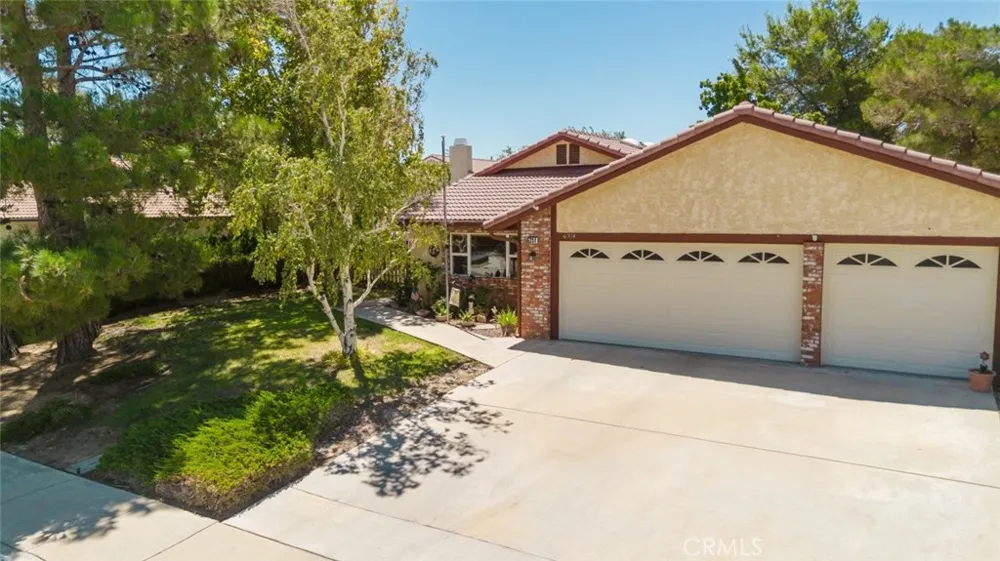 6314 Almond Valley Way Quartz Hill, CA 93536