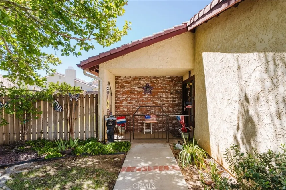 6314 Almond Valley Way Quartz Hill, CA 93536