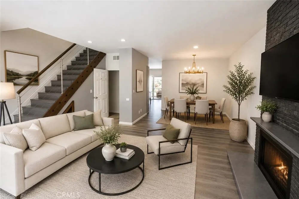 13600 Foothill Sylmar, CA 91342