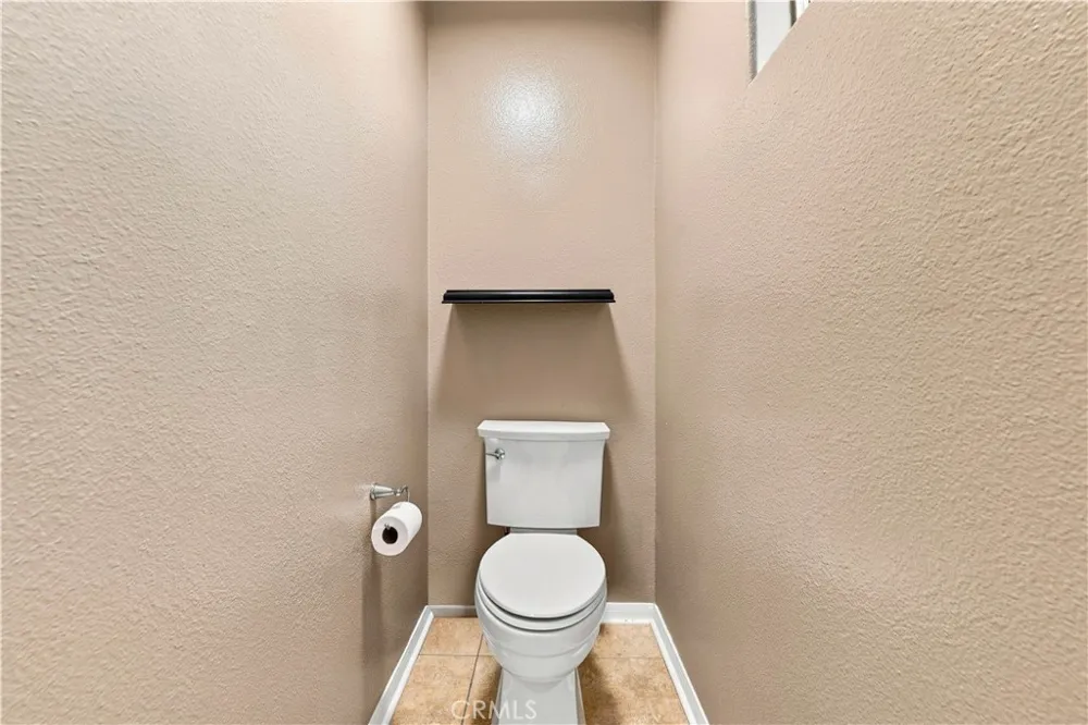 13638 Dronfield Avenue Sylmar, CA 91342