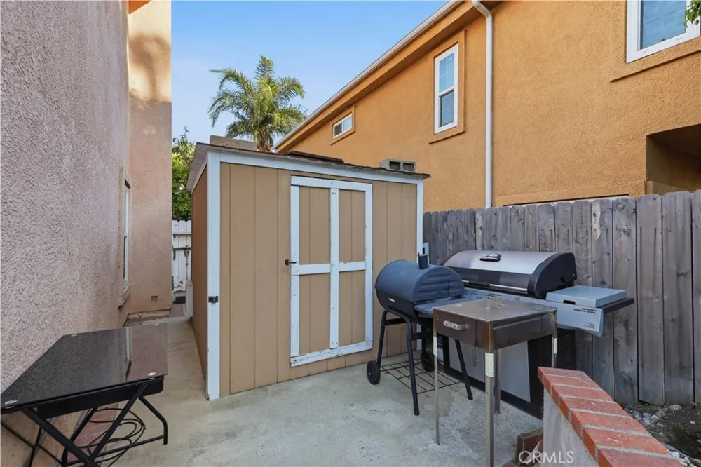 13638 Dronfield Avenue Sylmar, CA 91342