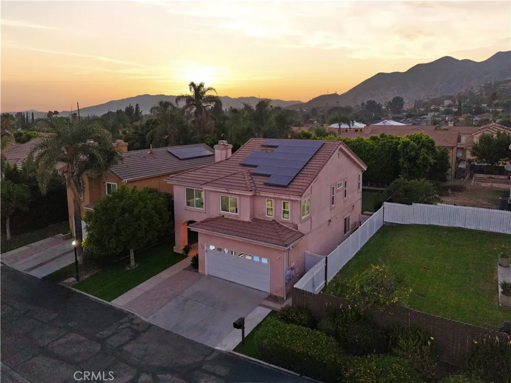 13638 Dronfield Avenue Sylmar, CA 91342