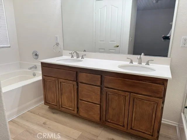 2759 Legends Lancaster, CA 93536