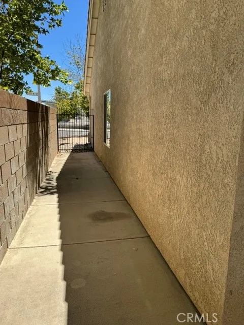 2759 Legends Lancaster, CA 93536