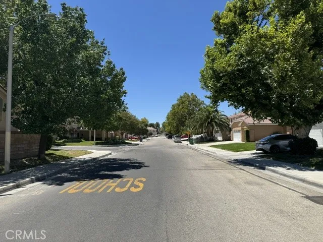 2759 Legends Lancaster, CA 93536