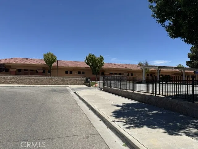 2759 Legends Lancaster, CA 93536