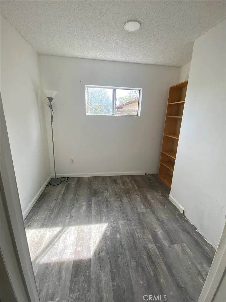9430 Glade Ave Chatsworth, CA 91311