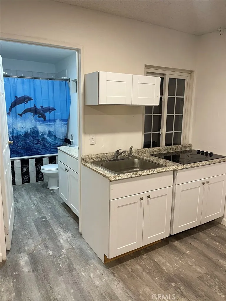 9430 Glade Ave Chatsworth, CA 91311