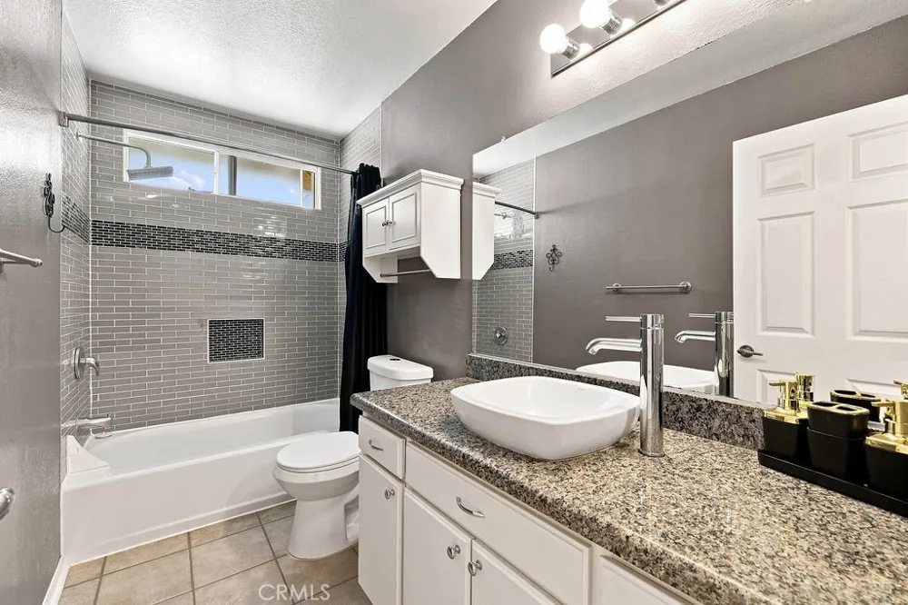 42515 Carriage Way Quartz Hill, CA 93536