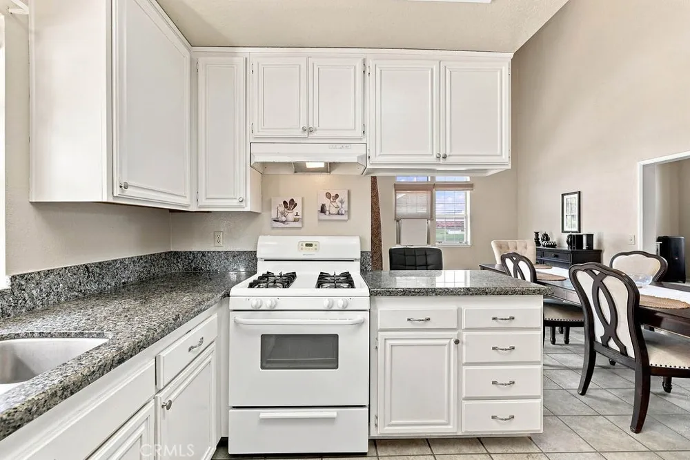 42515 Carriage Way Quartz Hill, CA 93536