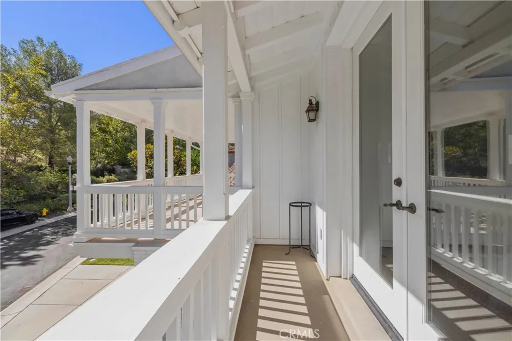 26839 Augusta Valencia, CA 91355