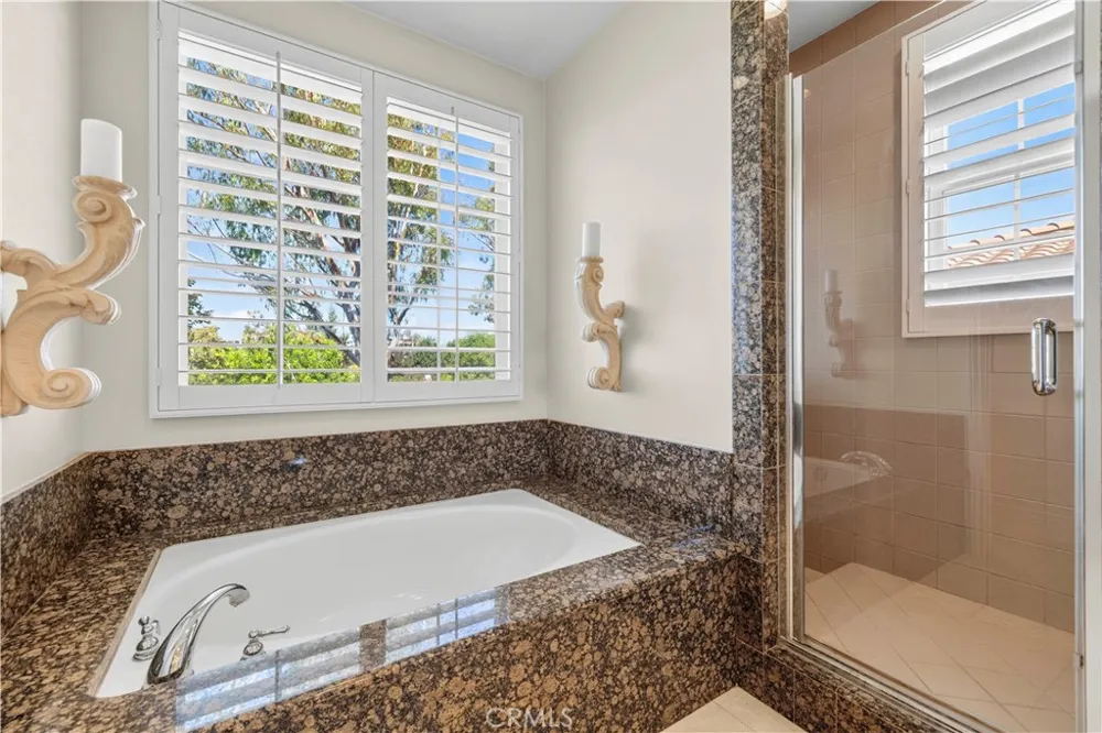 26839 Augusta Valencia, CA 91355