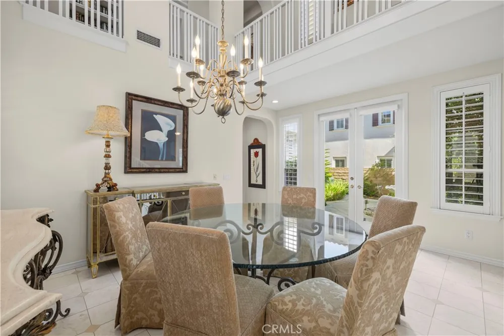 26839 Augusta Valencia, CA 91355